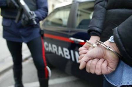 Pregiudicato di Castiglione Chiavarese evade dai domiciliari e finisce in carcere