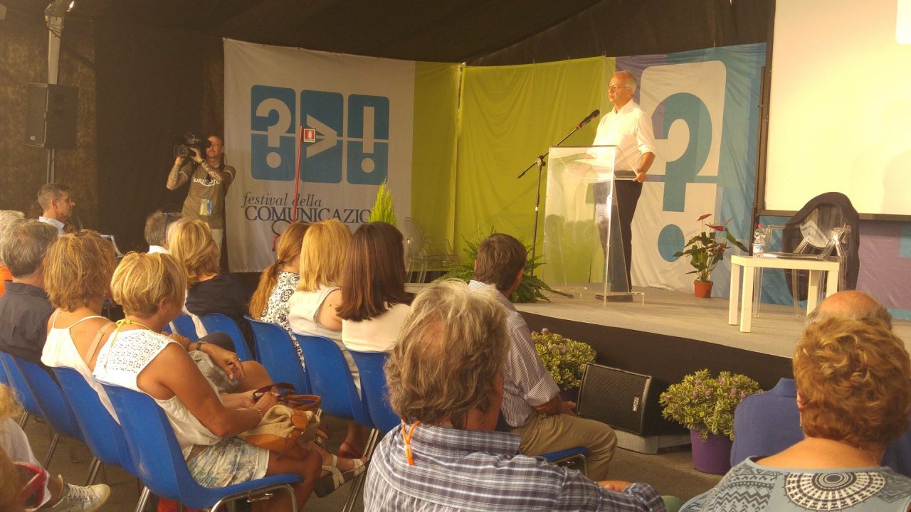 Walter Veltroni a Camogli per il Festival: «Si viveva meglio prima?»