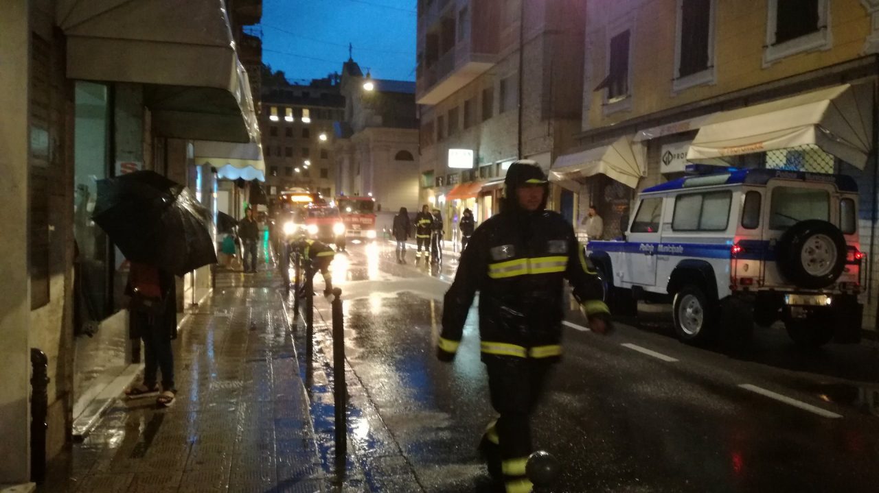 Allagamenti a Rapallo in corso Italia
