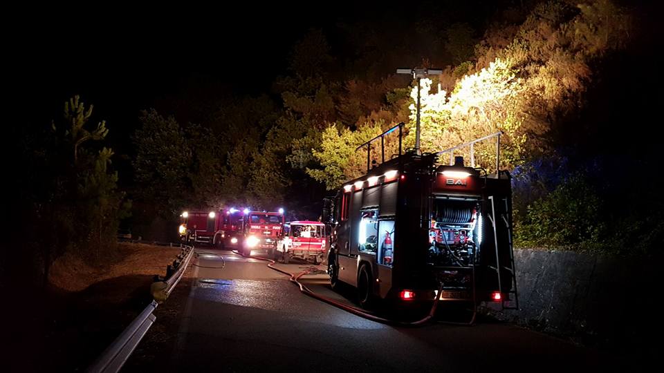 Incendio a Novano divampato nella notte