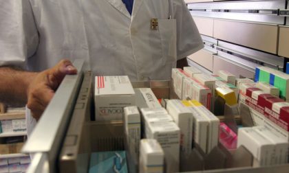 Da giovedì gli ospedali liguri dimezzano i farmaci
