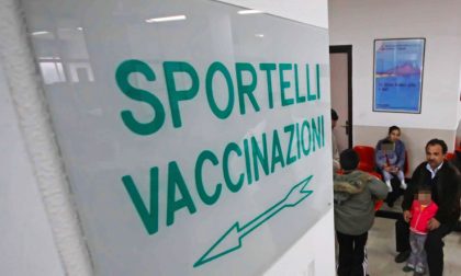 Vaccini, Presidente Toti: "Ieri sera oltre 1400 vaccini somministrati nella Open night in Liguria"