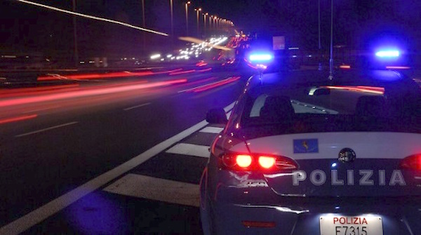 Polizia Stradale, controllate 34 persone nel weekend: tre patenti ritirate per guida in stato d’ebbrezza