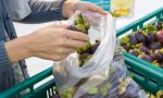 Imbustare frutta e verdura nei sacchetti trasparenti dal 1° gennaio costerà 10 centesimi