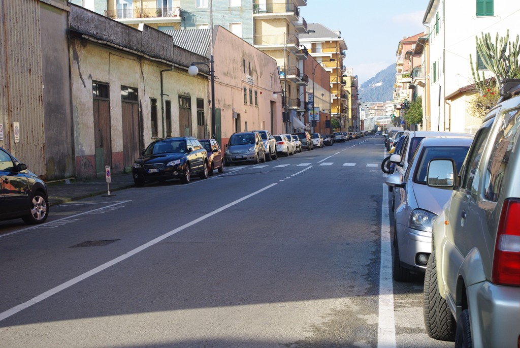 Senzatetto sgomberati dalla pensione abbandonata