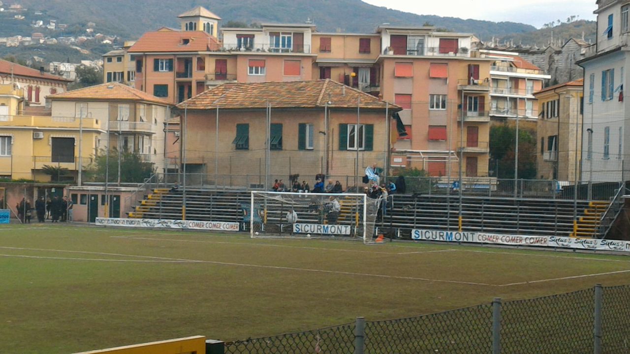 Volevano tagliare le gomme di un’auto di sanremesi, denunciati due tifosi della Lavagnese