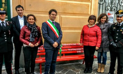 Inaugurata la Panchina Rossa a Lavagna