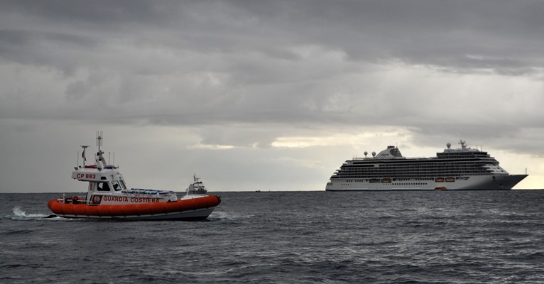 Nave da crociera in avaria al largo di Portofino: ma è un’esercitazione