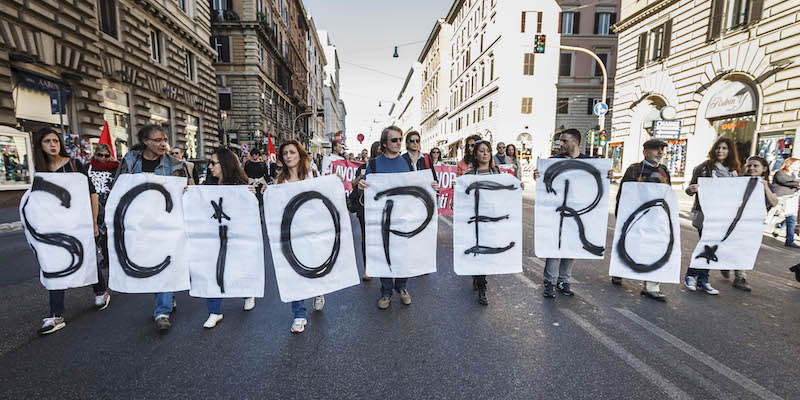 Sciopero dei lavoratori del settore gomma plastica