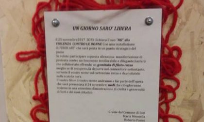 Sori, una grande manifestazione silenziosa contro la violenza sulle donne