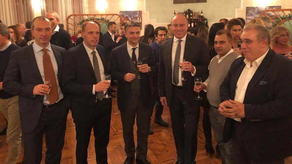 Alla tradizionale cena natalizia di Avanti Chiavari esponenti del Carroccio: «nuove» alleanze in corso?