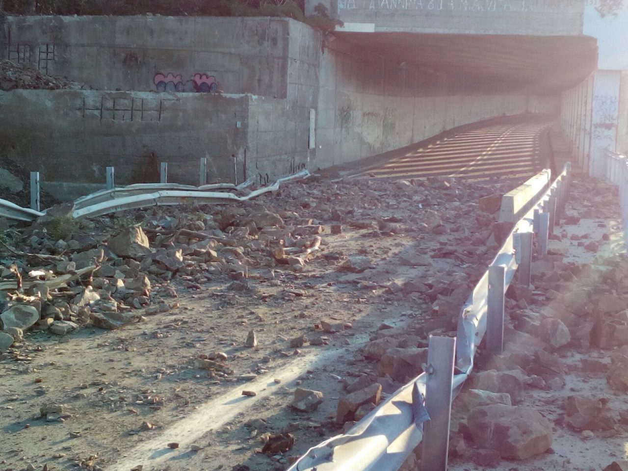Frana di Sant’Anna, Anas al lavoro anche oggi con squadre raddoppiate