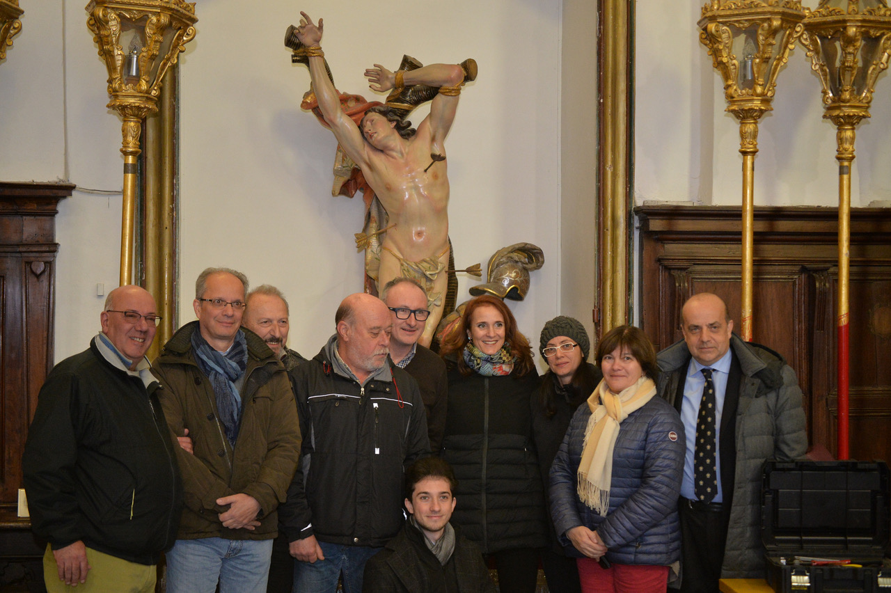 Gruppo statua di San Sebastiano in viaggio per il Metropolitan di New York 04