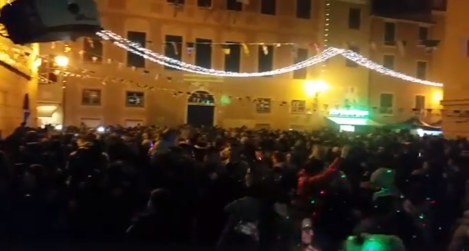 Capodanno tra musica, balli e Luna Park a Sestri Levante