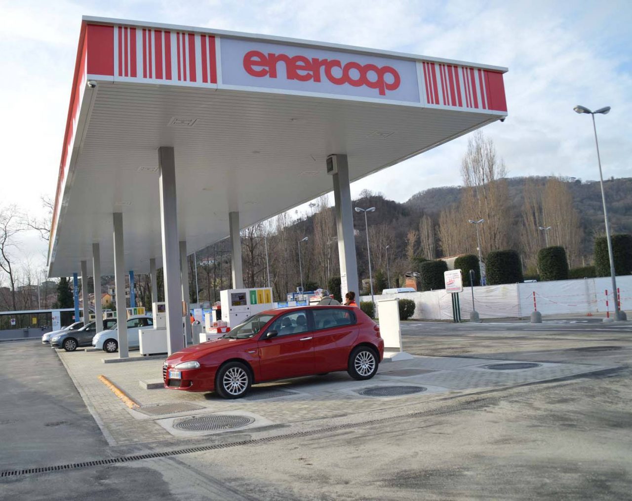 Inaugurato il nuovo distributore di gpl, benzina e gasolio