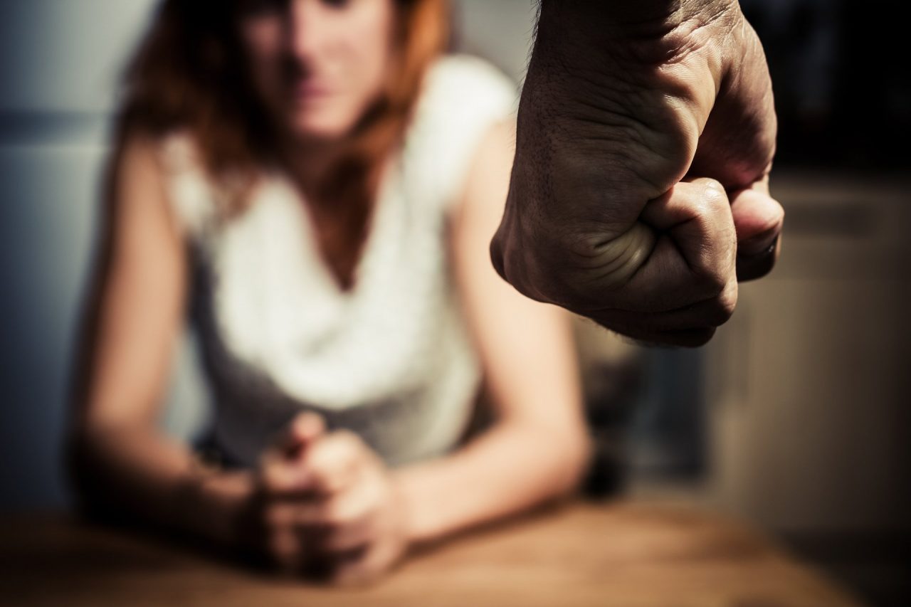 La campagna di sensibilizzazione contro la violenza sulle donne passa anche dagli scontrini della spesa