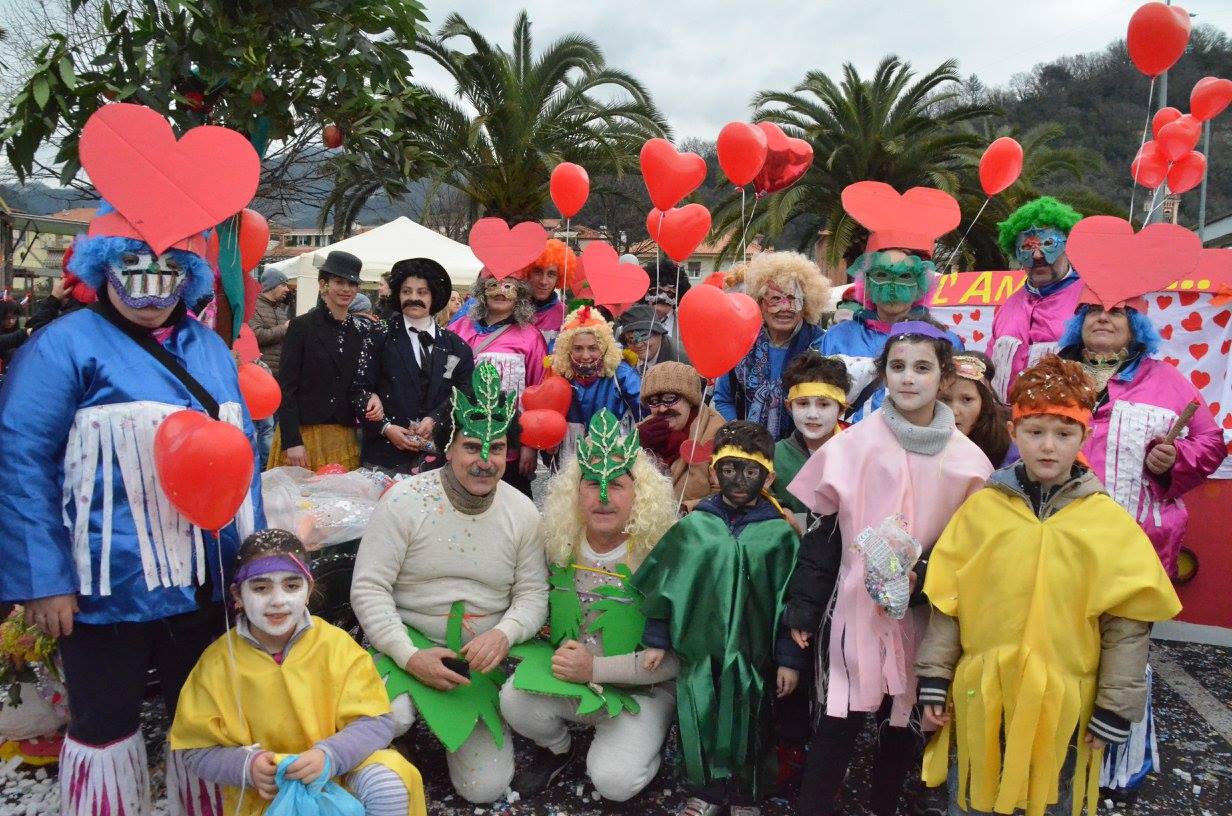 A Carasco il Carnevale è solidale