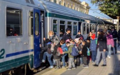 In treno con la Polizia a Sestri Levante