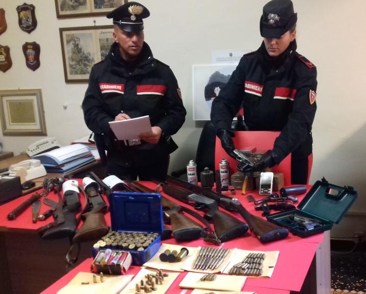 Sequestrato arsenale di armi a Lavagna e quattro chili di droga