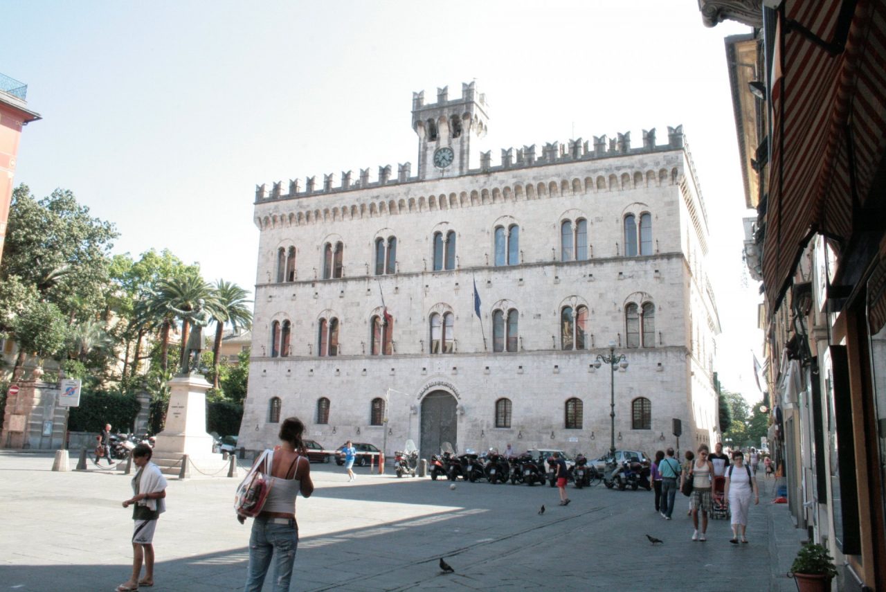 Tormentava un avvocato, stalker indagato