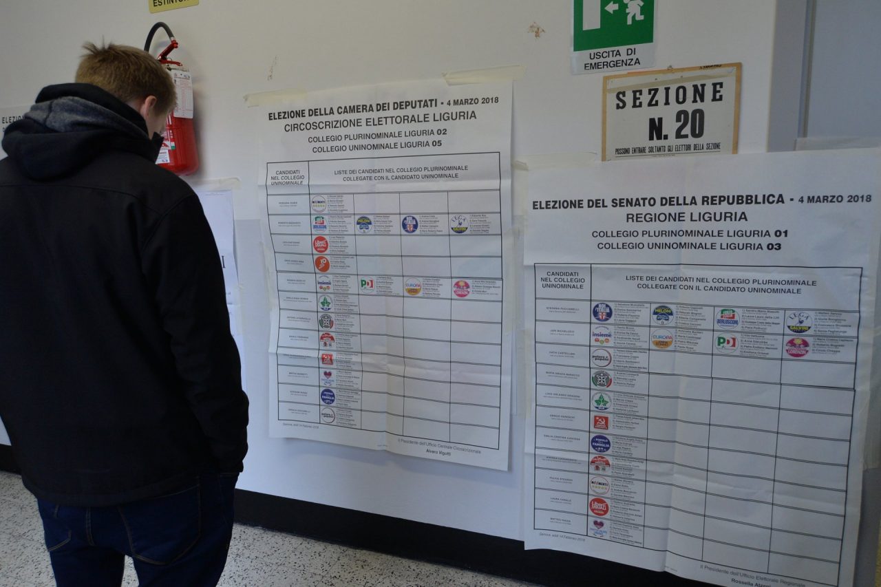 Levante al voto, l’affluenza comune per comune: code dovute al nuovo tagliando