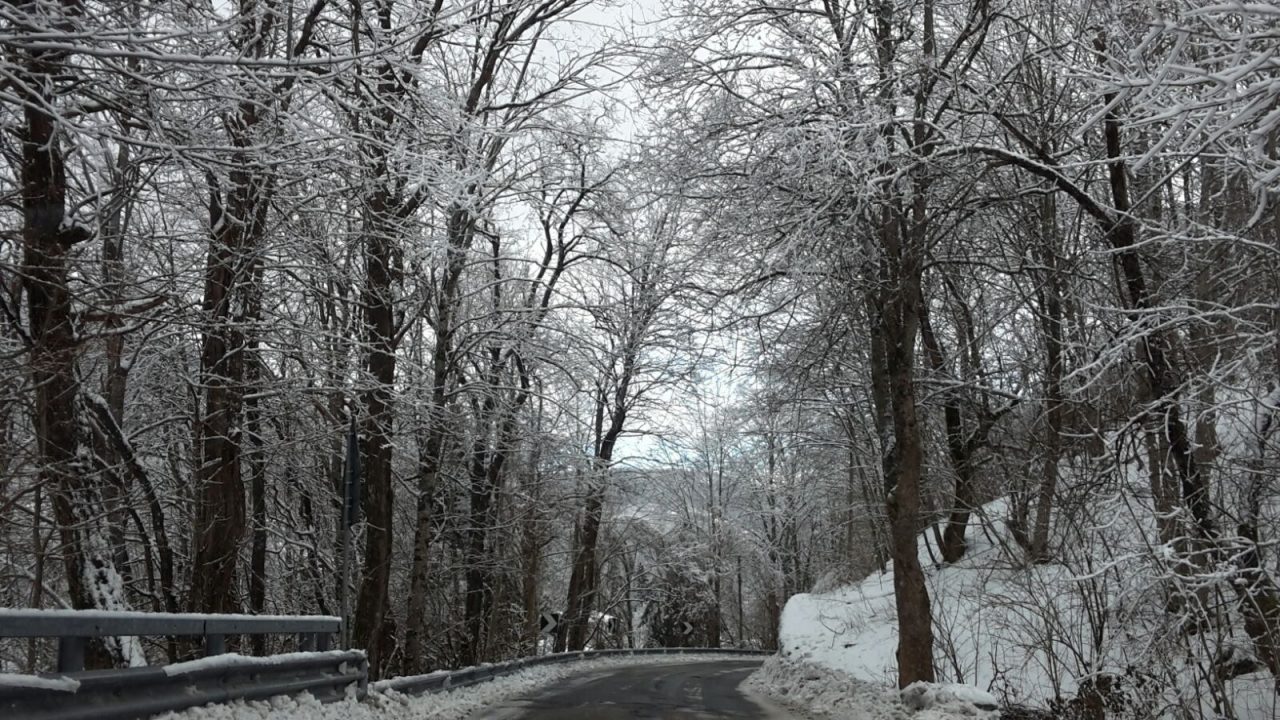 Meteo, da domani in arrivo pioggia e neve
