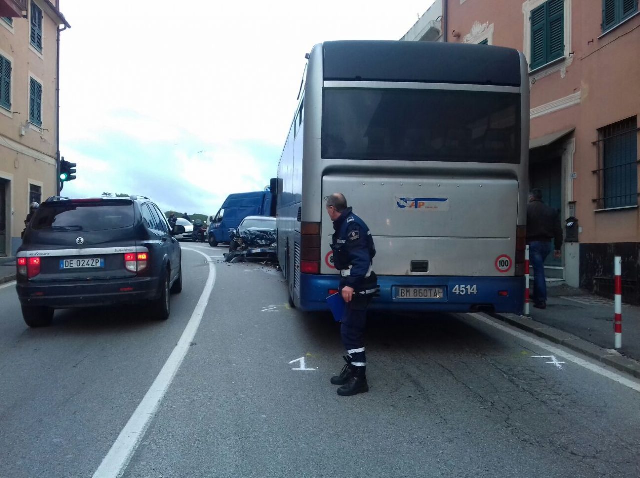 Incidenti, un mercoledì nero. A Bogliasco un morto e cinque feriti