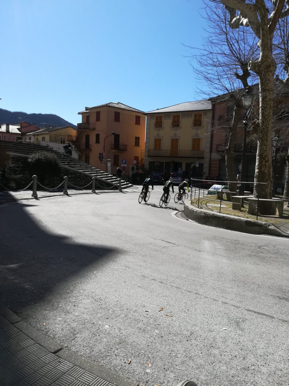 333, una strada amata dai ciclisti ma pericolosa: approvata la mozione di Pinna