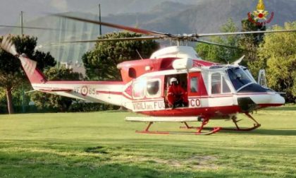 Precipita dalla fascia, grave in elicottero al San Martino