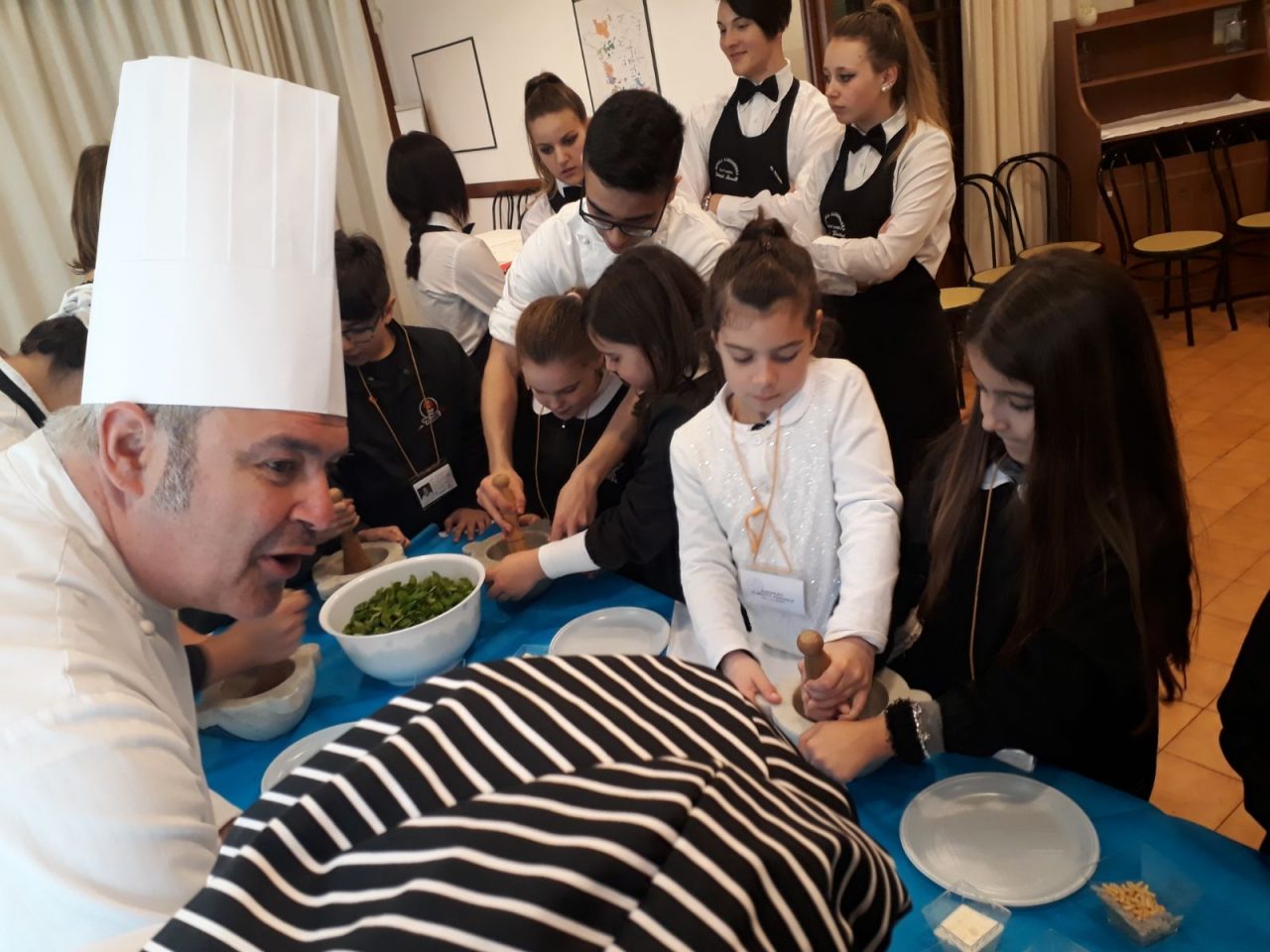 La scuola Vassalle di Cavi ospite alla Scuola Alberghiera