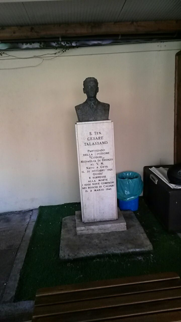 Quella statua di Talassano dimenticata nel parco