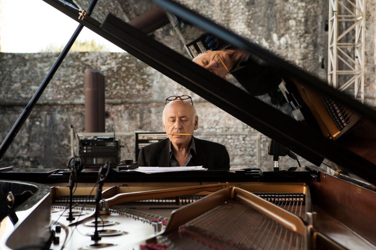 Andersen Festival, fra gli ospiti Nyman, il compositore di «Lezioni di Piano»