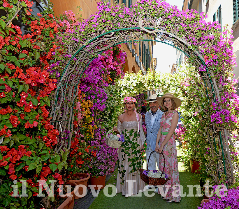 Successo di Chiavari in Fiore, oggi il bis: le foto