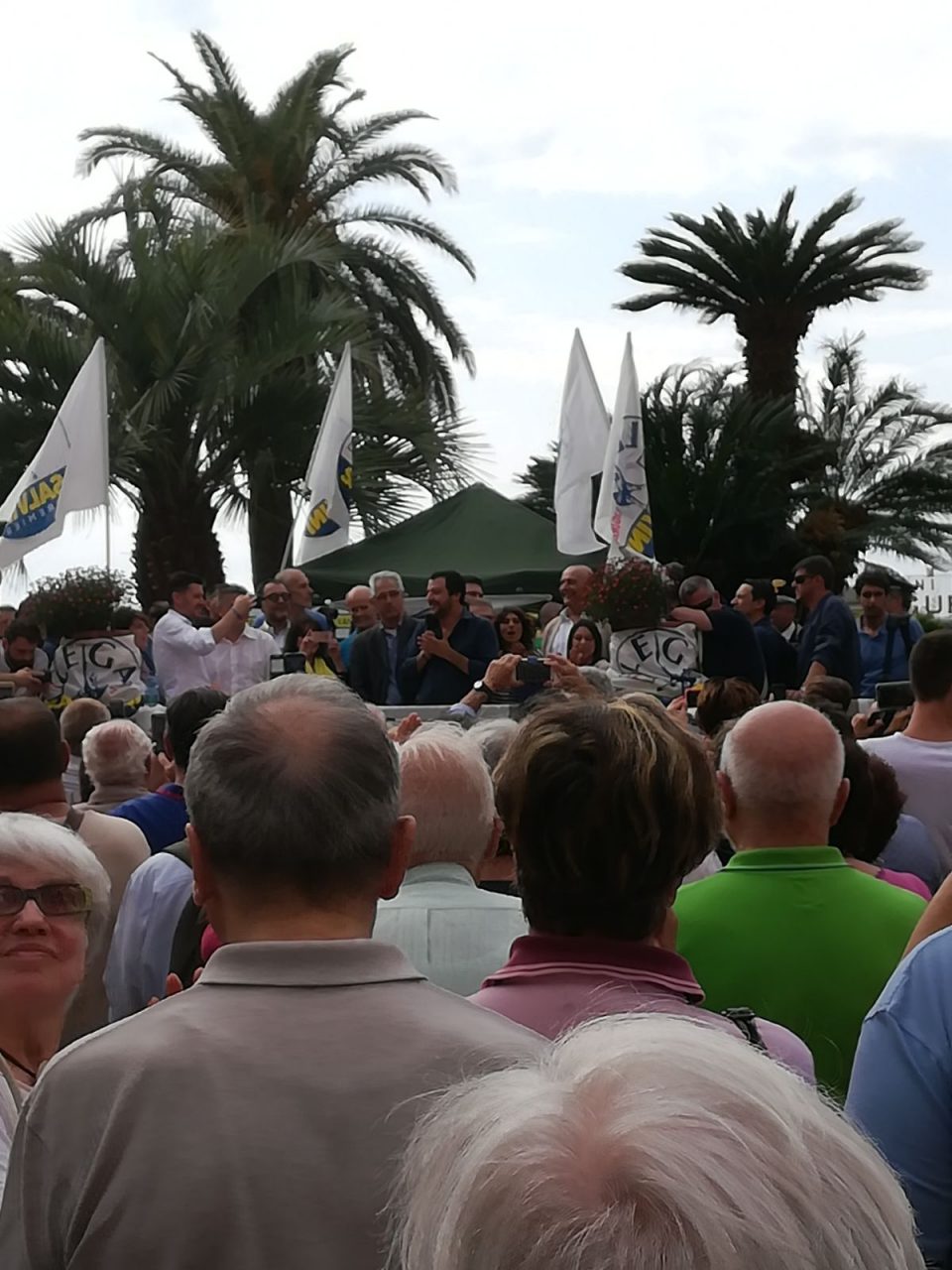 Piazza Matteotti piena per Matteo Salvini