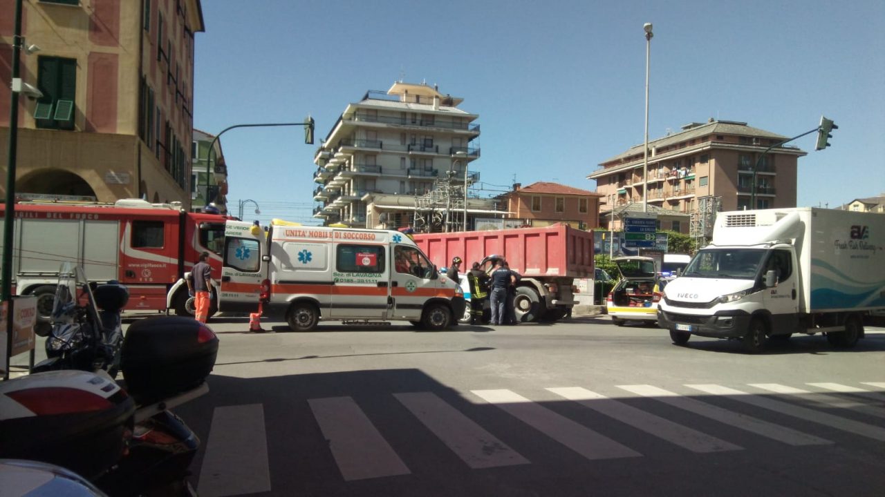 Incidente nel sottopasso di corso Garibaldi