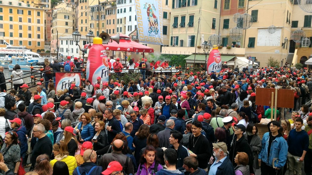 Sagra Pesce Camogli, treno straordinario e fermate aggiuntive