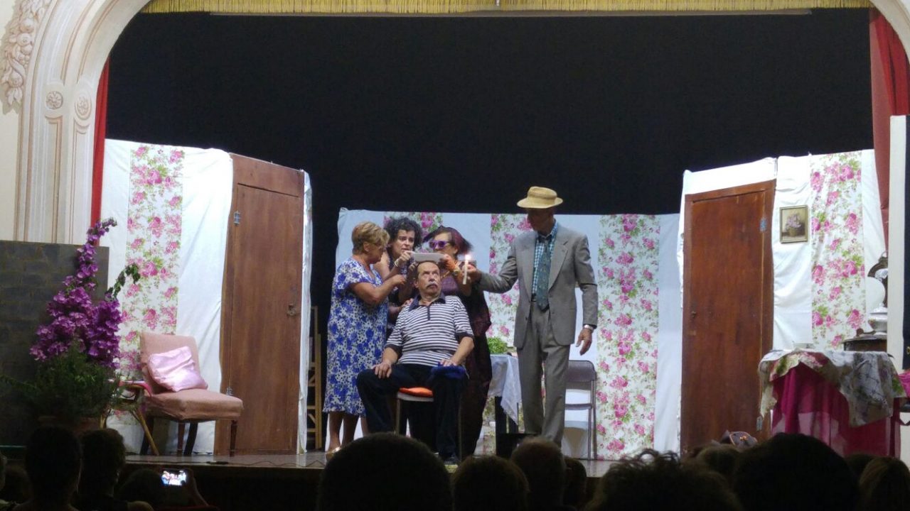 A teatro con i Senzapretese