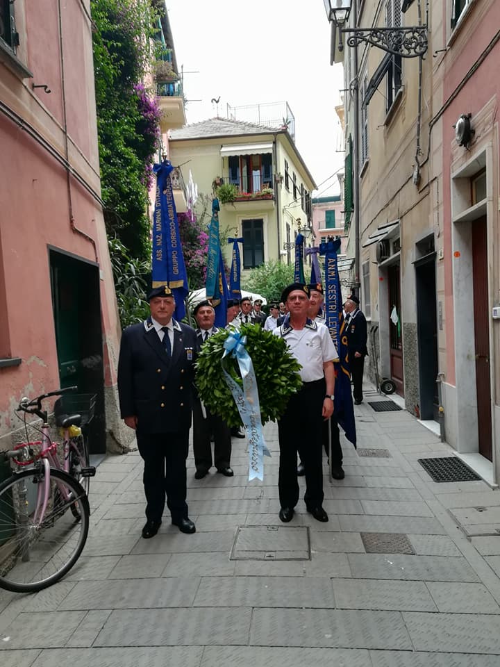 Marinai di Sestri Levante in festa per i 50 anni di fondazione del gruppo