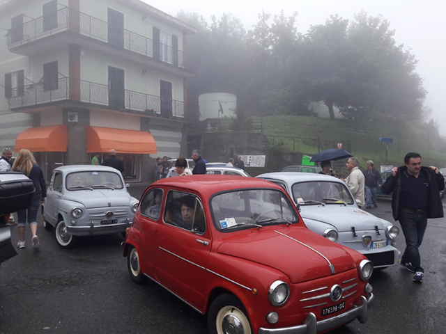 Fiat 600 in scena nel Golfo Paradiso
