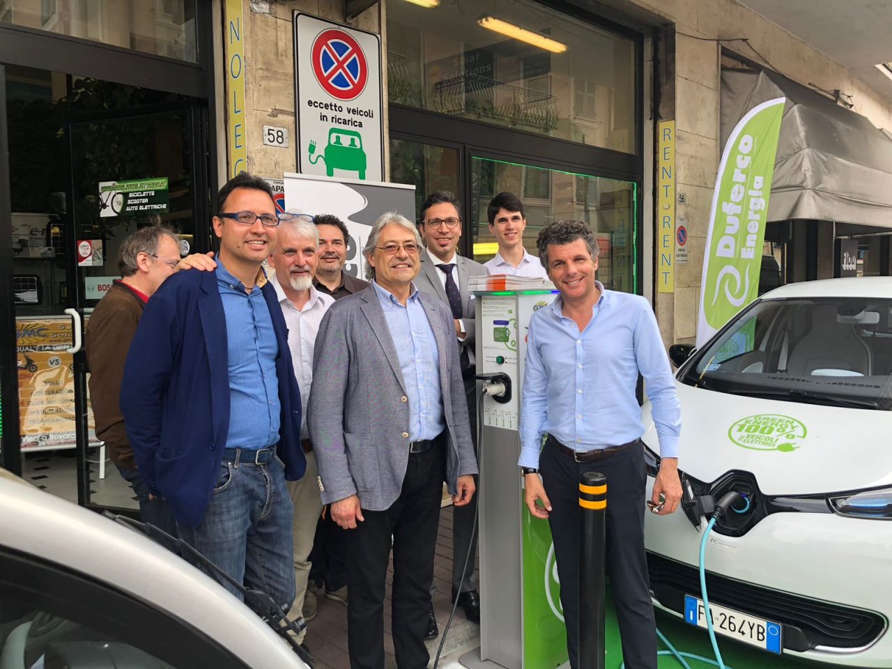 Rapallo città amica delle auto elettriche: attiva la nuova stazione di ricarica