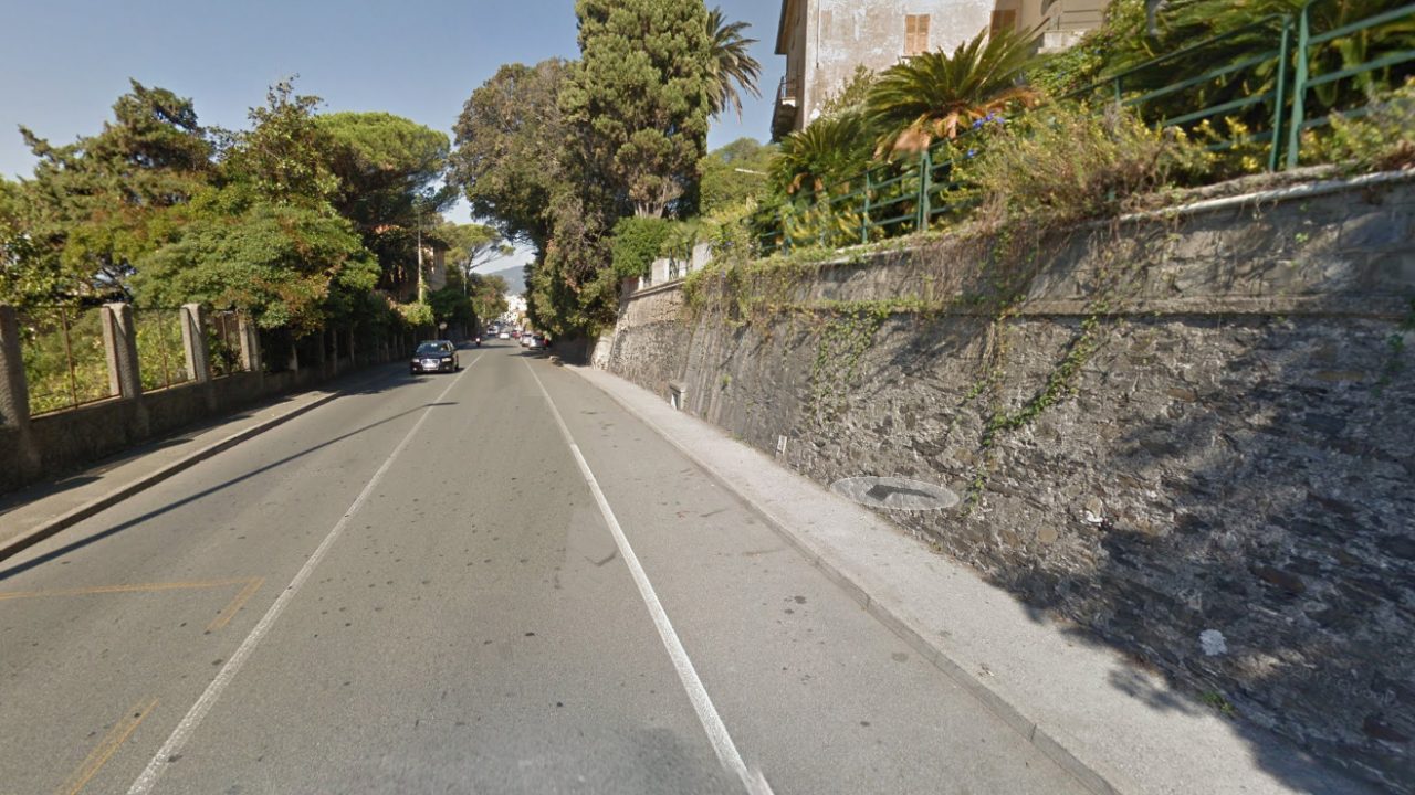 Bambino intrappolato in auto: lo salva un carabiniere in vacanza