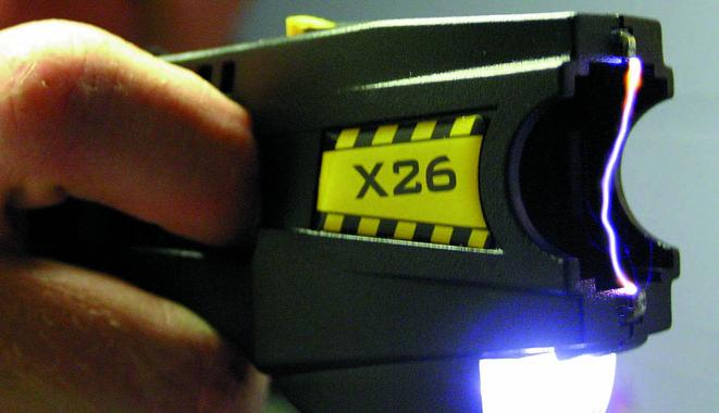 Taser, Bagnasco scrive a Salvini: «Datelo anche ai vigili»