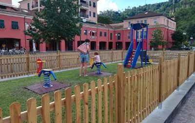 Nuovi giochi in piazza Aldo Moro  a Casarza Ligure