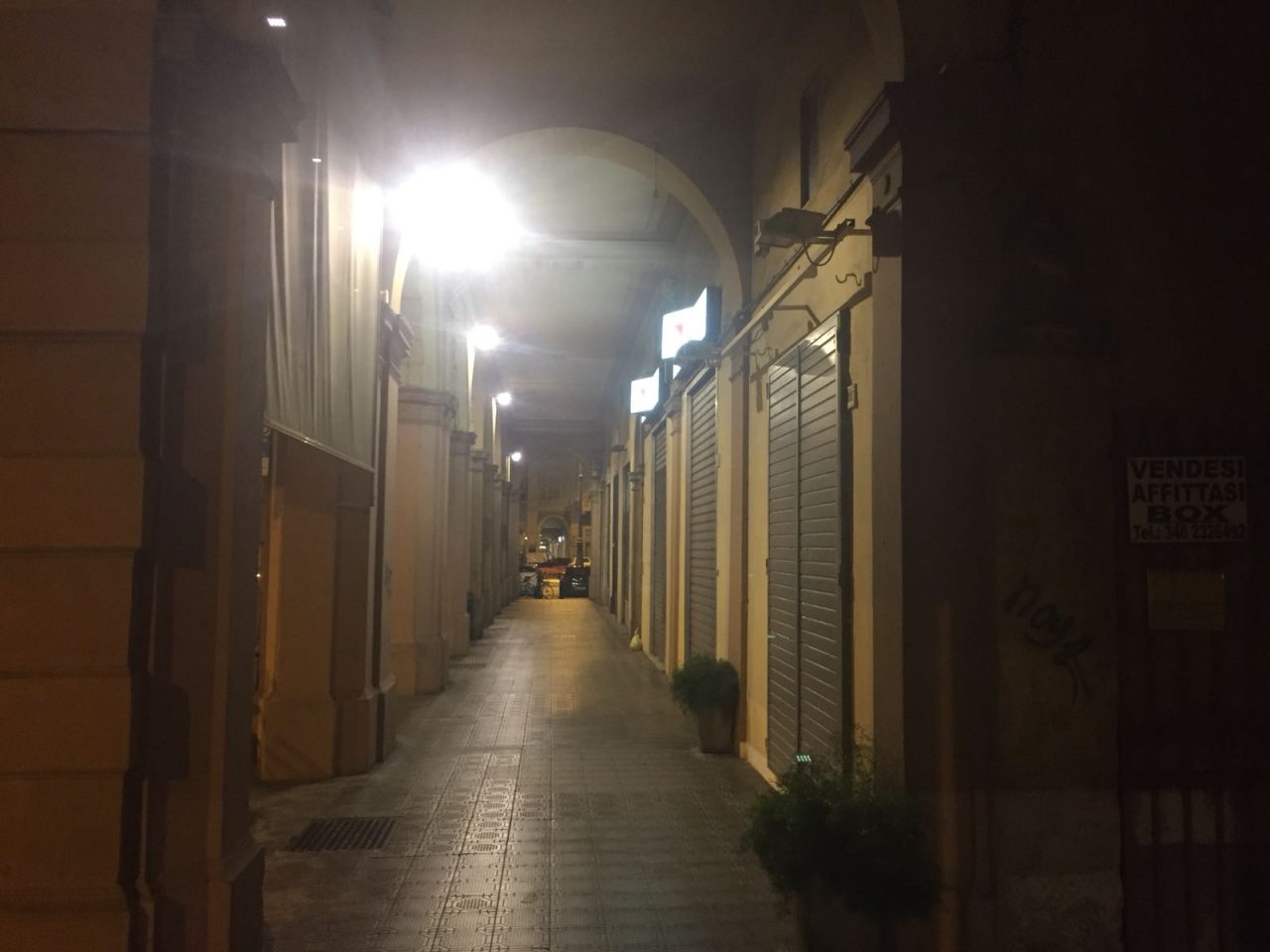 Nuova illuminazione a led dei portici di Corso Dante