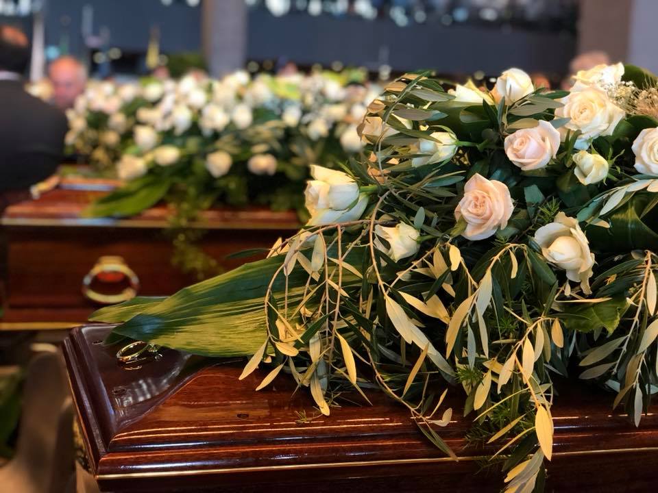 Vanno ad un funerale e vengono beccate: fermate dalla Polizia