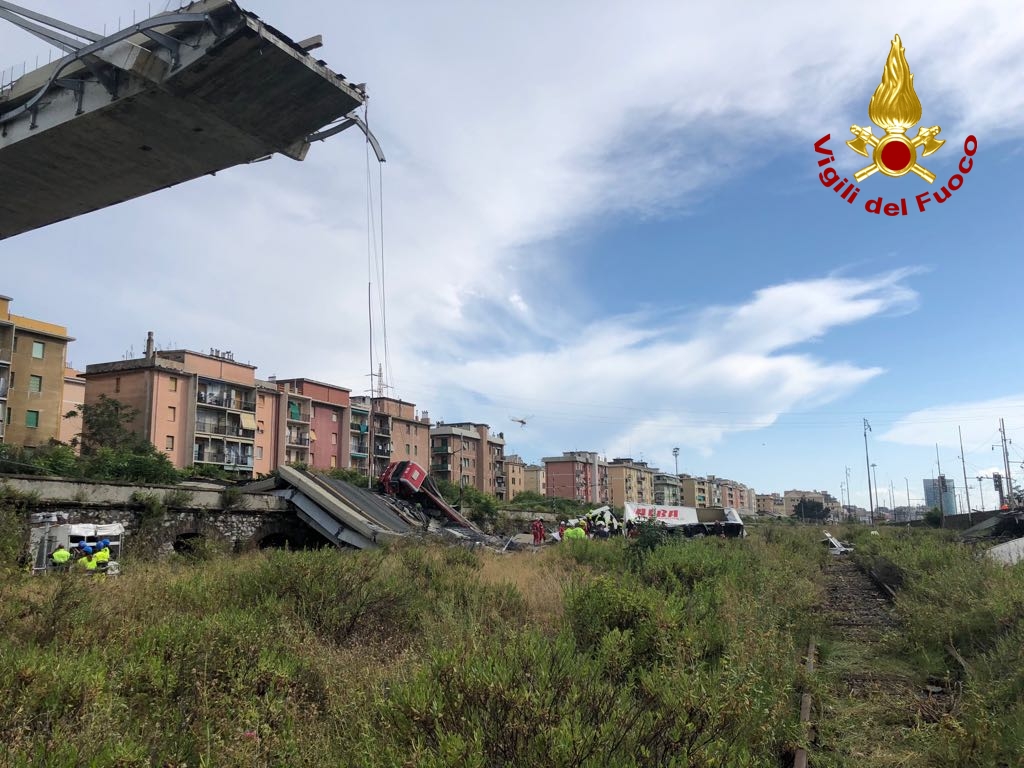 Ponte Morandi, dal Miur fondi per garantire la scuola ai ragazzi sfollati