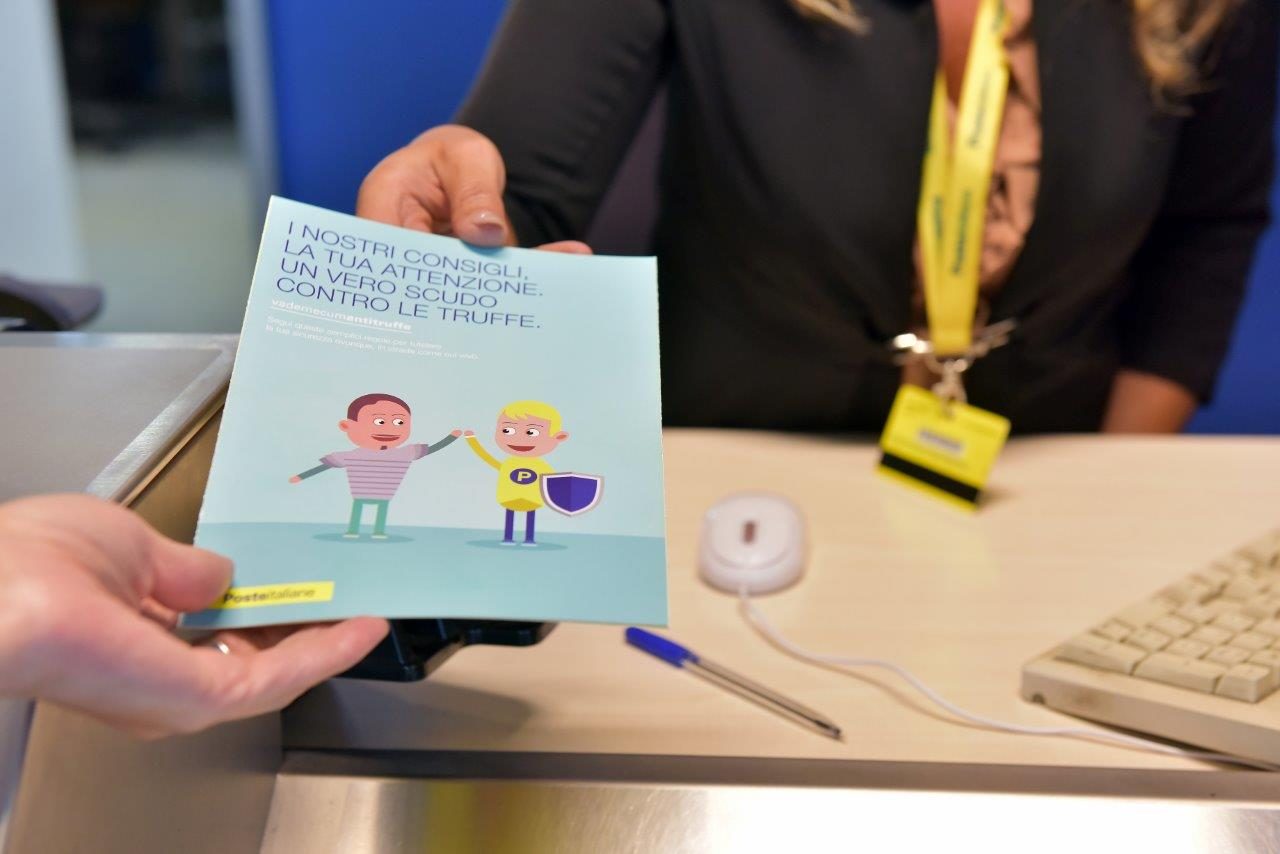 Negli uffici postali del Levante il vademecum antitruffe