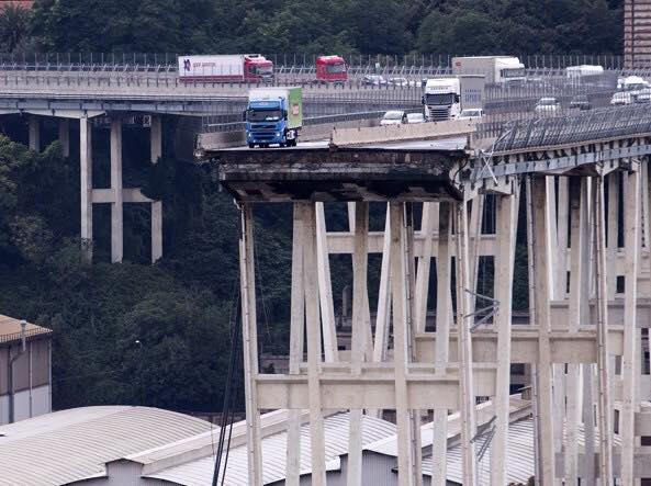 Ponte Morandi, in arrivo i ristori per gli autotrasportatori