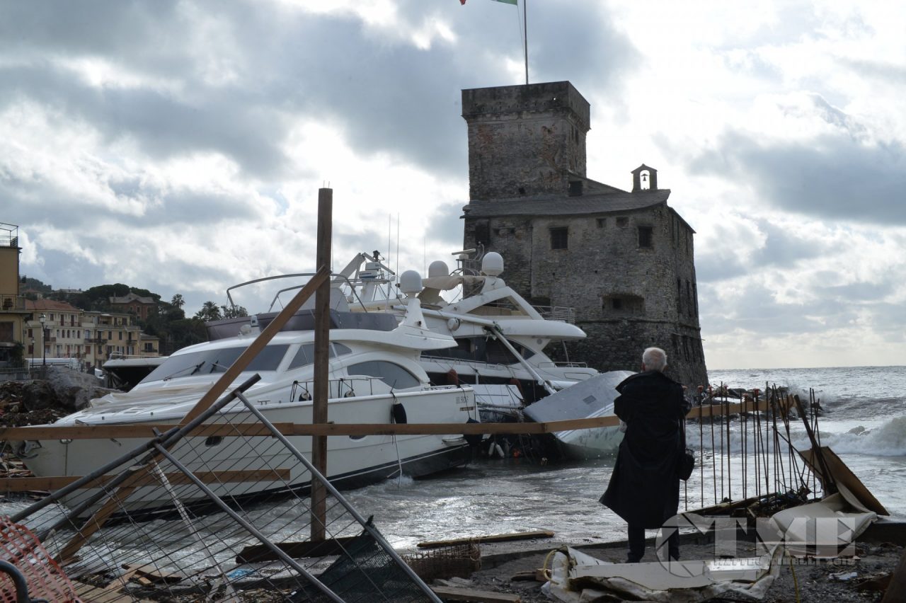 Tigullio, prenotazioni turistiche a picco: è “l’effetto mareggiata”