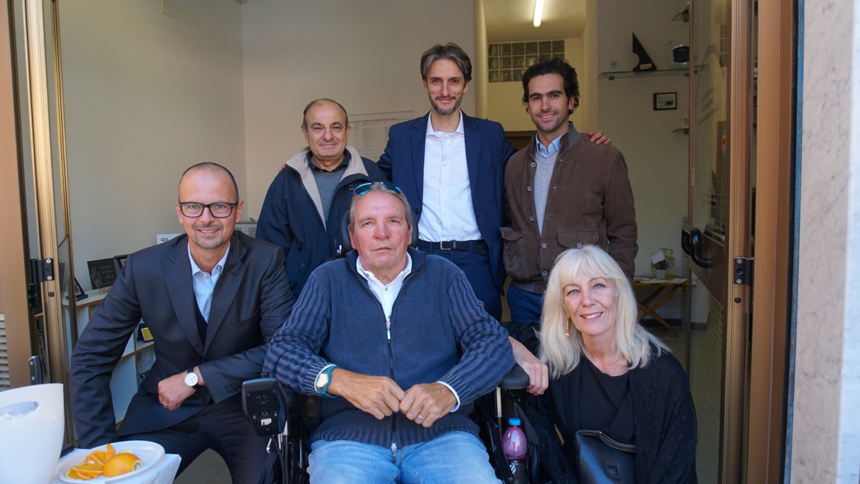 Taglio del nastro per la nuova sede Informa disabili e Melograno onlus
